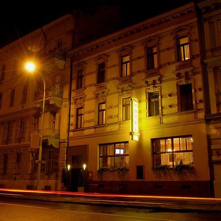 Hotel Arte Brno Buitenkant foto