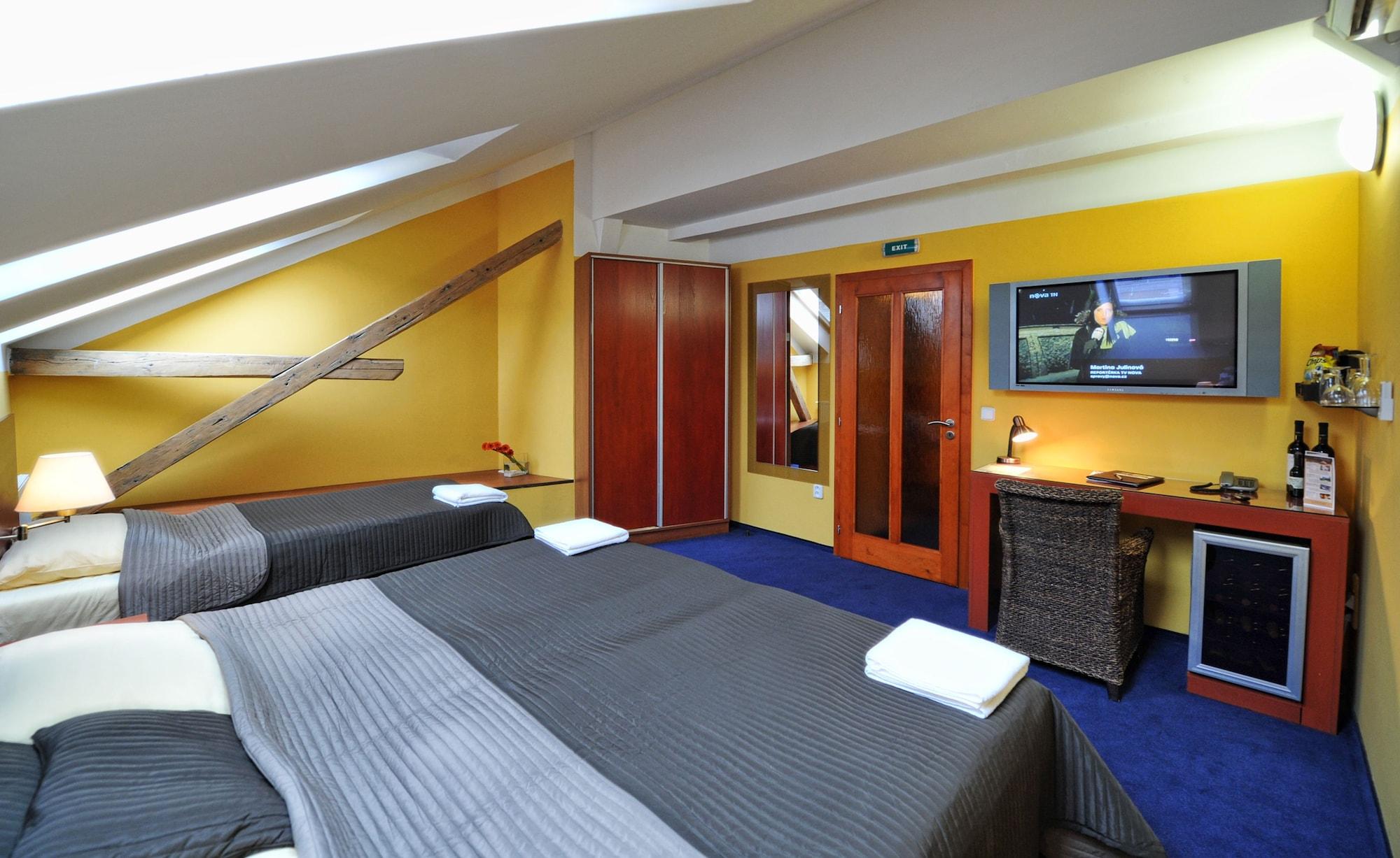 Hotel Arte Brno Buitenkant foto