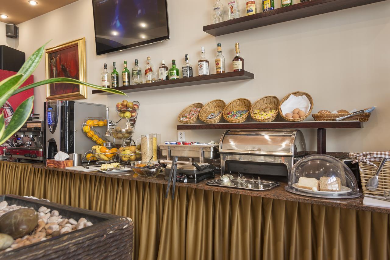 Hotel Arte Brno Buitenkant foto